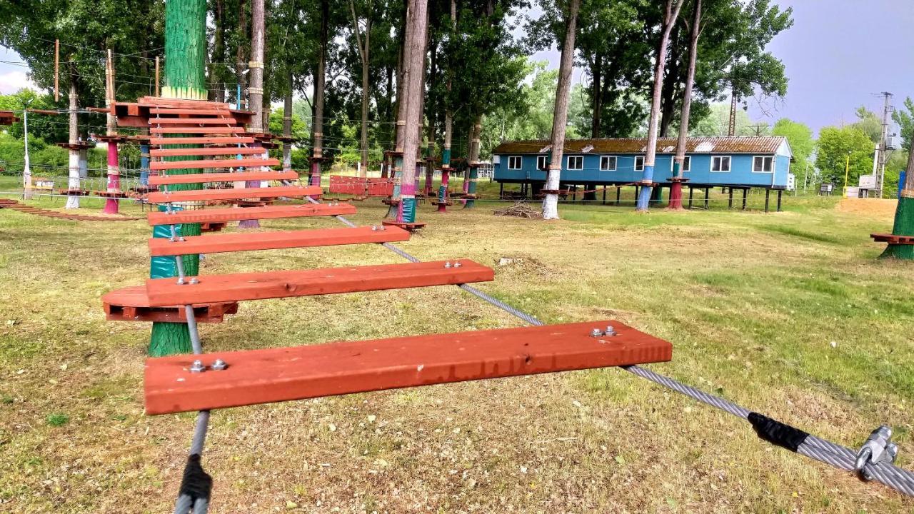 Tisza Camping & Kalandpark Tokaj 호텔 Rakamaz 외부 사진